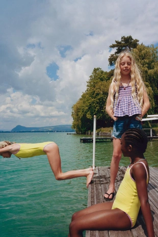 Купальник для детей от 6 до 14 лет с контрастными обтравками- Заказать в России