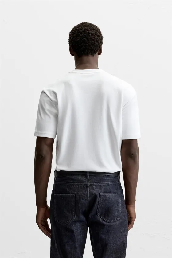 БАЗОВАЯ ФУТБОЛКА REGULAR FIT