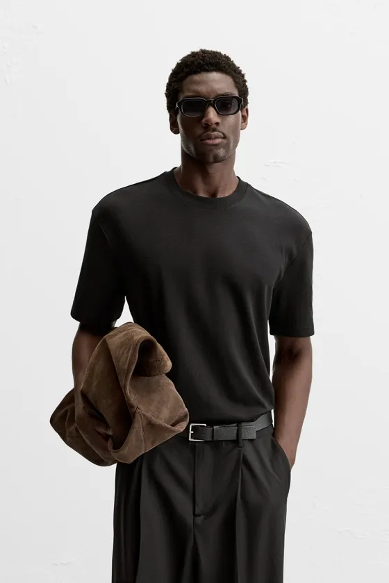 БАЗОВАЯ ФУТБОЛКА REGULAR FIT