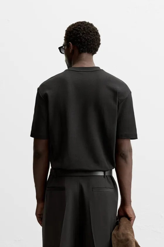 БАЗОВАЯ ФУТБОЛКА REGULAR FIT