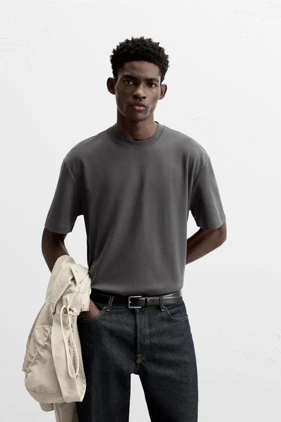 БАЗОВАЯ ФУТБОЛКА REGULAR FIT