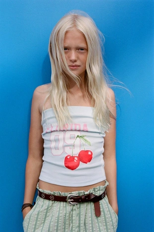 Топ бандо с надписью и принтом «фрукты»- Заказать в России