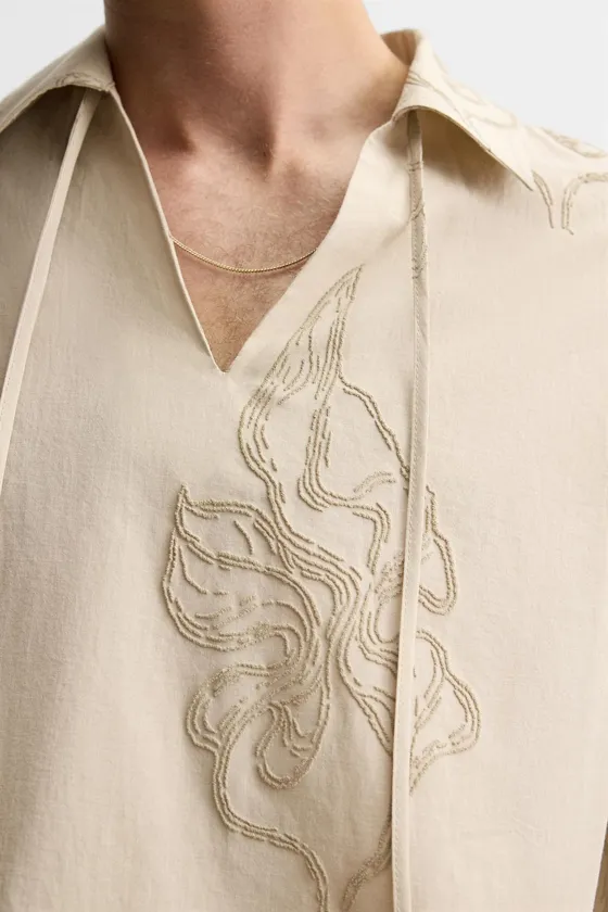 РУБАШКА С ВЫШИВКОЙ «ЛИСТЬЯ»