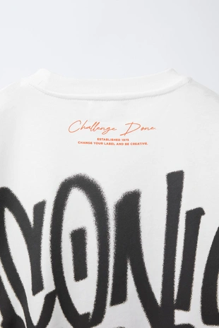 Футболка с принтом «граффити»- Заказать в России