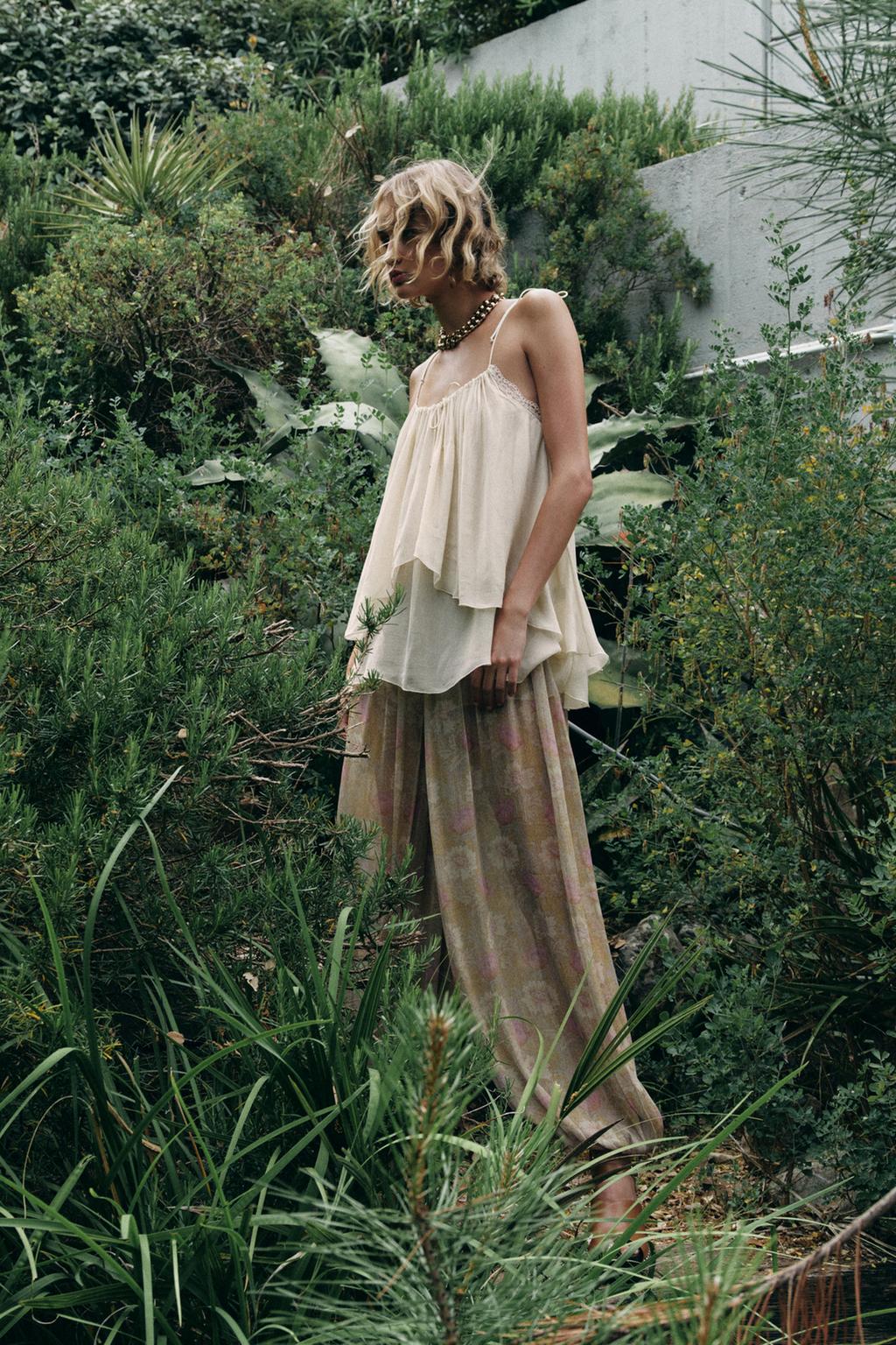 min•*¨*•.¸¸♬︎/2 Zara Полупрозрачный топ с кружевом — коллекция zara «zw» - Цвет