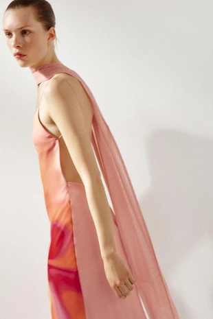 Длинное платье с принтом и шарфом- Заказать в России