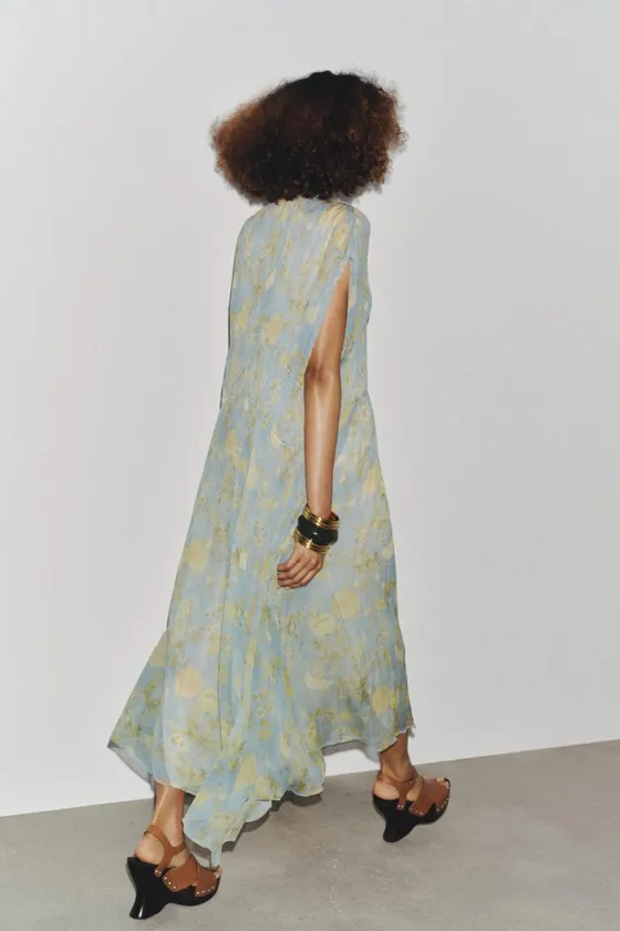 ПЛАТЬЕ С ПРИНТОМ коллекция Zara «ZW»