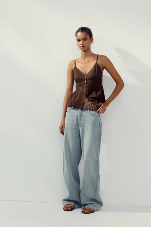 Топ из марли с кружевом