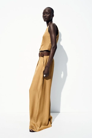 Атласный топ с золотистыми пуговицами- Заказать в России