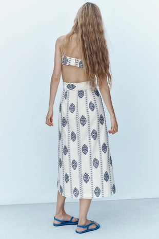 Платье миди с вышивкой и вырезами- Заказать в России