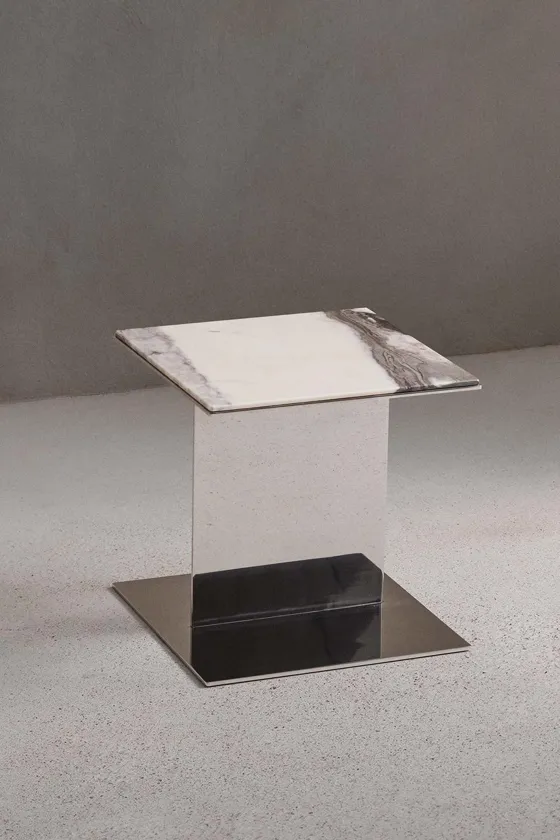 Журнальный столик sidetable 05