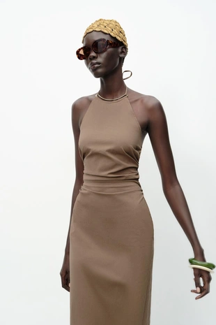 Платье миди с отделкой и горловиной халтер- Заказать в России