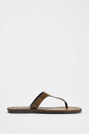 Сандалии с анималистическим принтом- Заказать в России