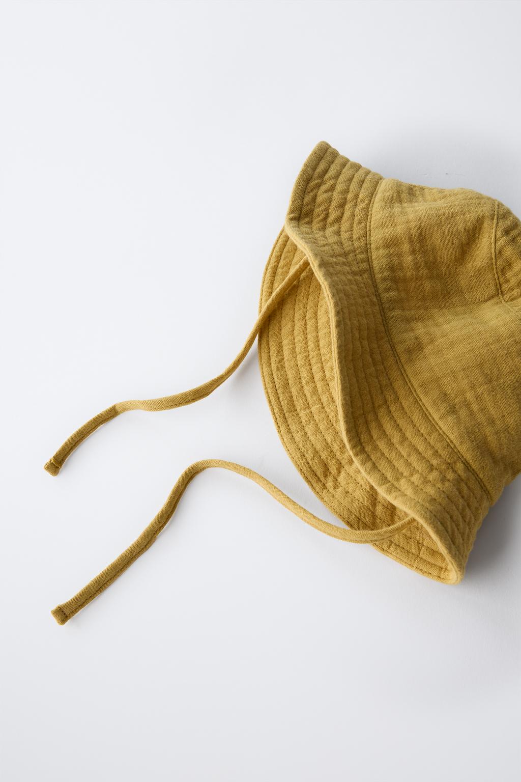 Шапка с текстурой