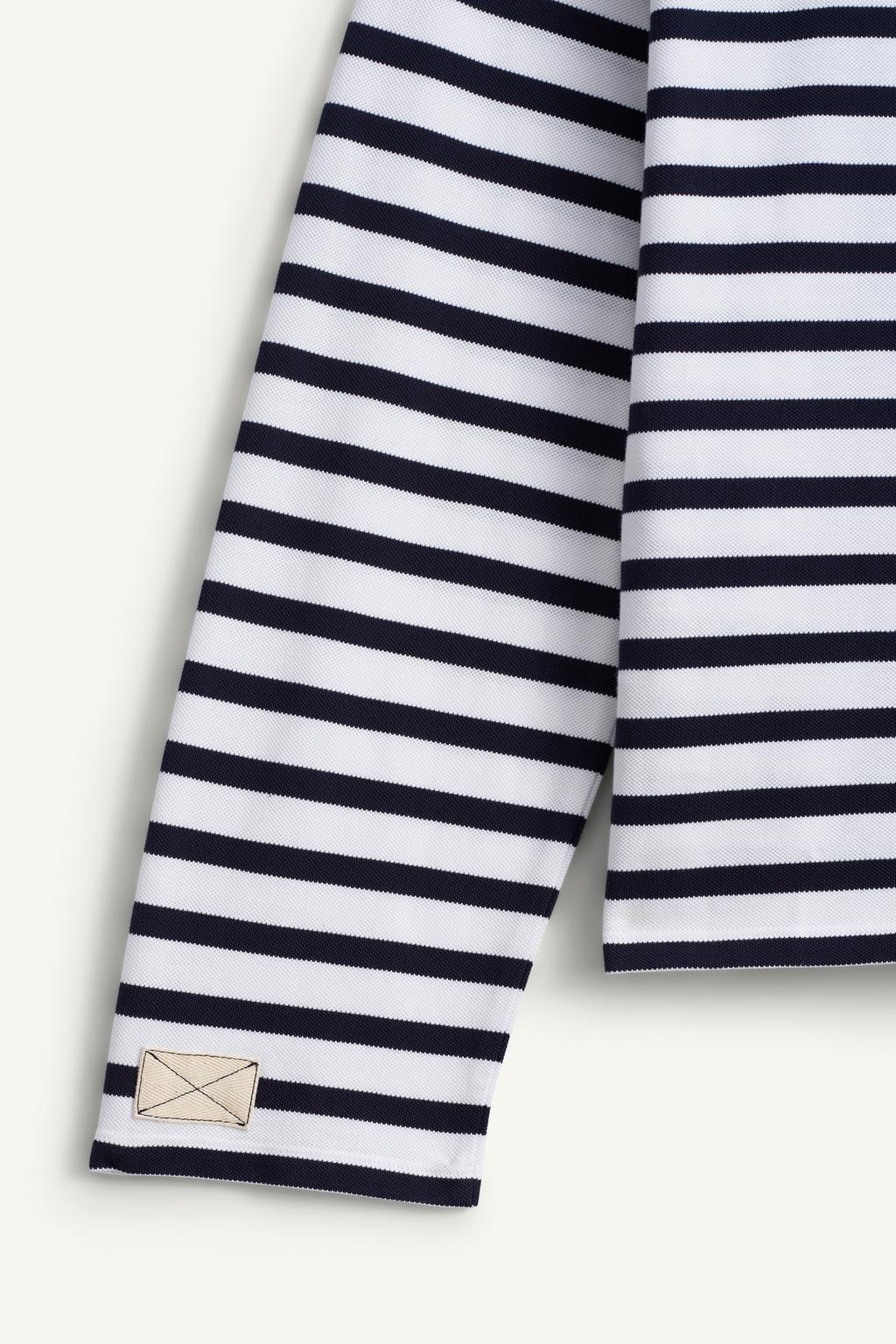 Полосатая футболка 14