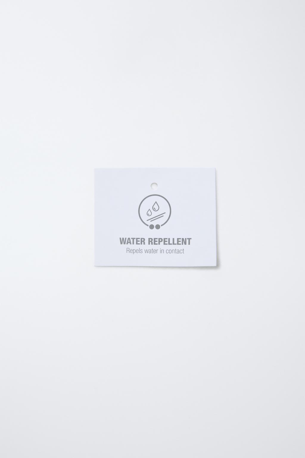 Легкая пуховая куртка