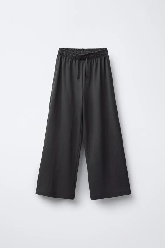 БРЮКИ WIDE LEG ИЗ ЛЕГКОЙ ТКАНИ