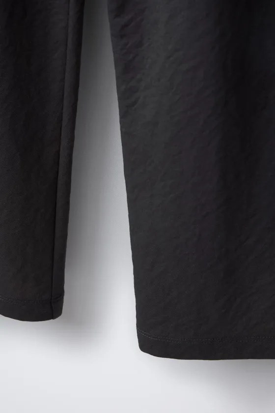 БРЮКИ WIDE LEG ИЗ ЛЕГКОЙ ТКАНИ