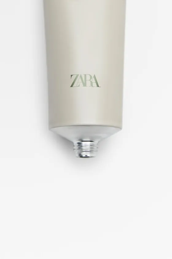 ELEGANTLY TOKYO HAND LOTION 50ML (1.69 FL. OZ).