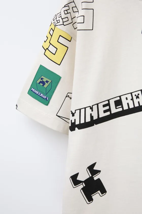ФУТБОЛКА MINECRAFT © MOJANG AB. ™
