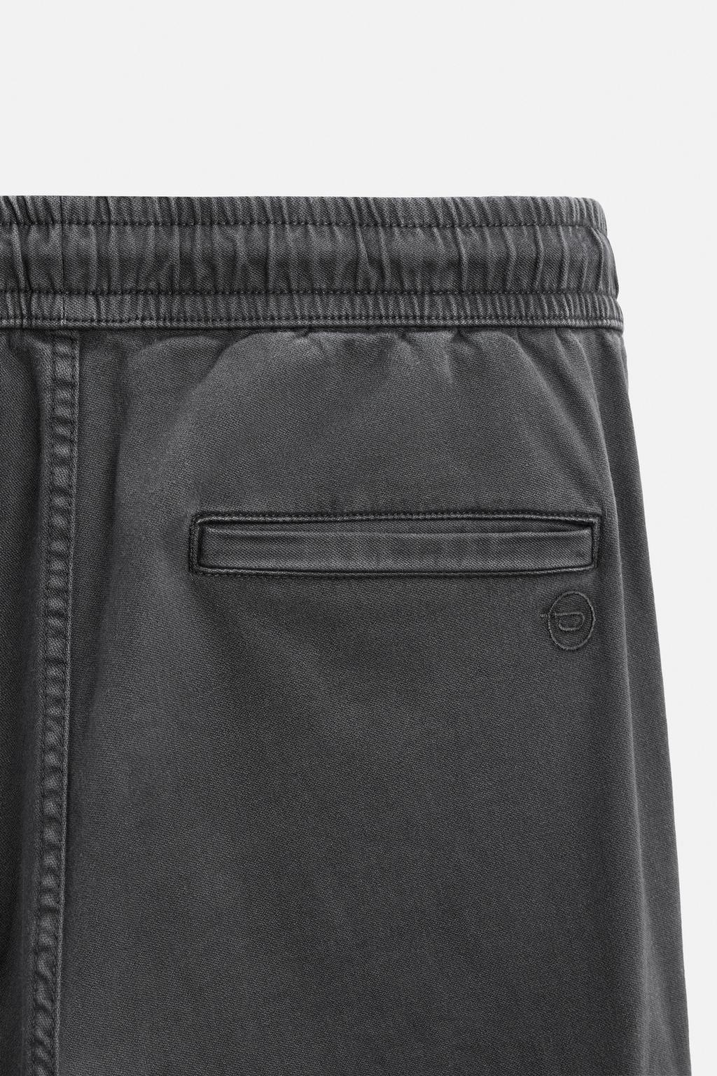 Брюки-карго с карманами