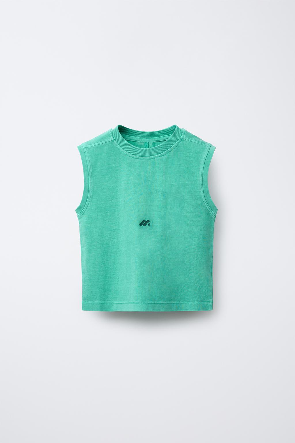 ФУТБОЛКА С ЛОГОТИПОМ, ОКРАШЕННАЯ В ГОТОВОМ ВИДЕ