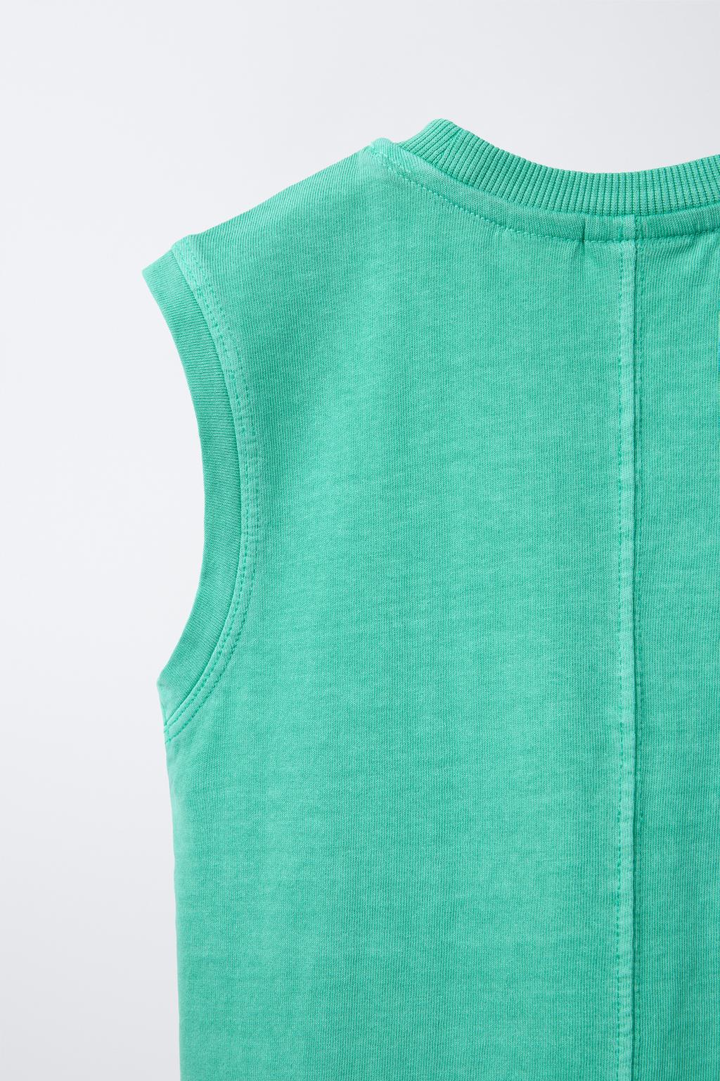 ФУТБОЛКА С ЛОГОТИПОМ, ОКРАШЕННАЯ В ГОТОВОМ ВИДЕ