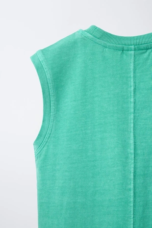 Футболка с логотипом, окрашенная в готовом виде- Заказать в России