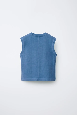 Футболка с логотипом, окрашенная в готовом виде