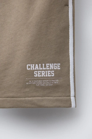 Шорты-бермуды для бега с контрастной отделкой- Заказать в России