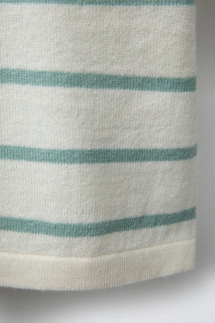 Трикотажная футболка в полоску- Заказать в России