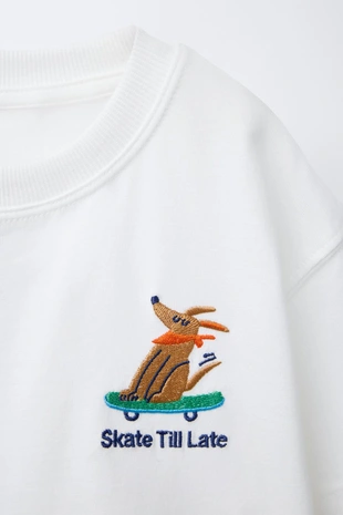 Футболка с вышивкой «животные»