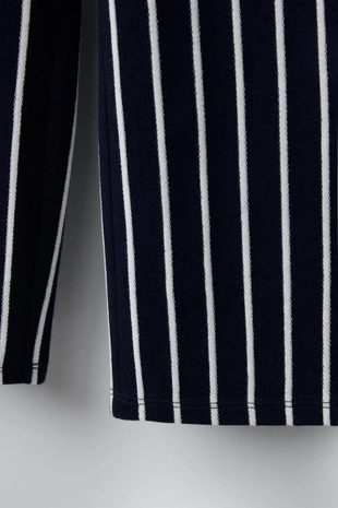 Прямые брюки в полоску