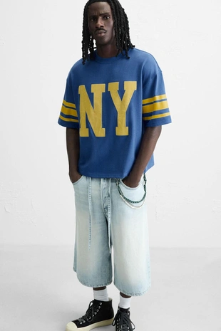 Футболка с принтом в стиле варсити- Заказать в России