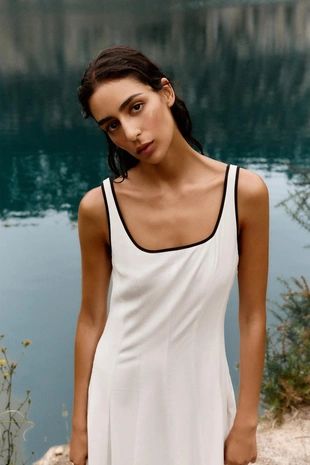 Платье миди с контрастной отделкой- Заказать в России