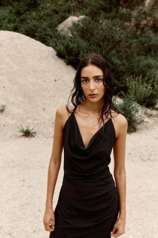 Платье-комбинация с фурнитурой- Заказать в России