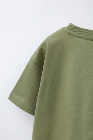 Футболка с анималистическим принтом