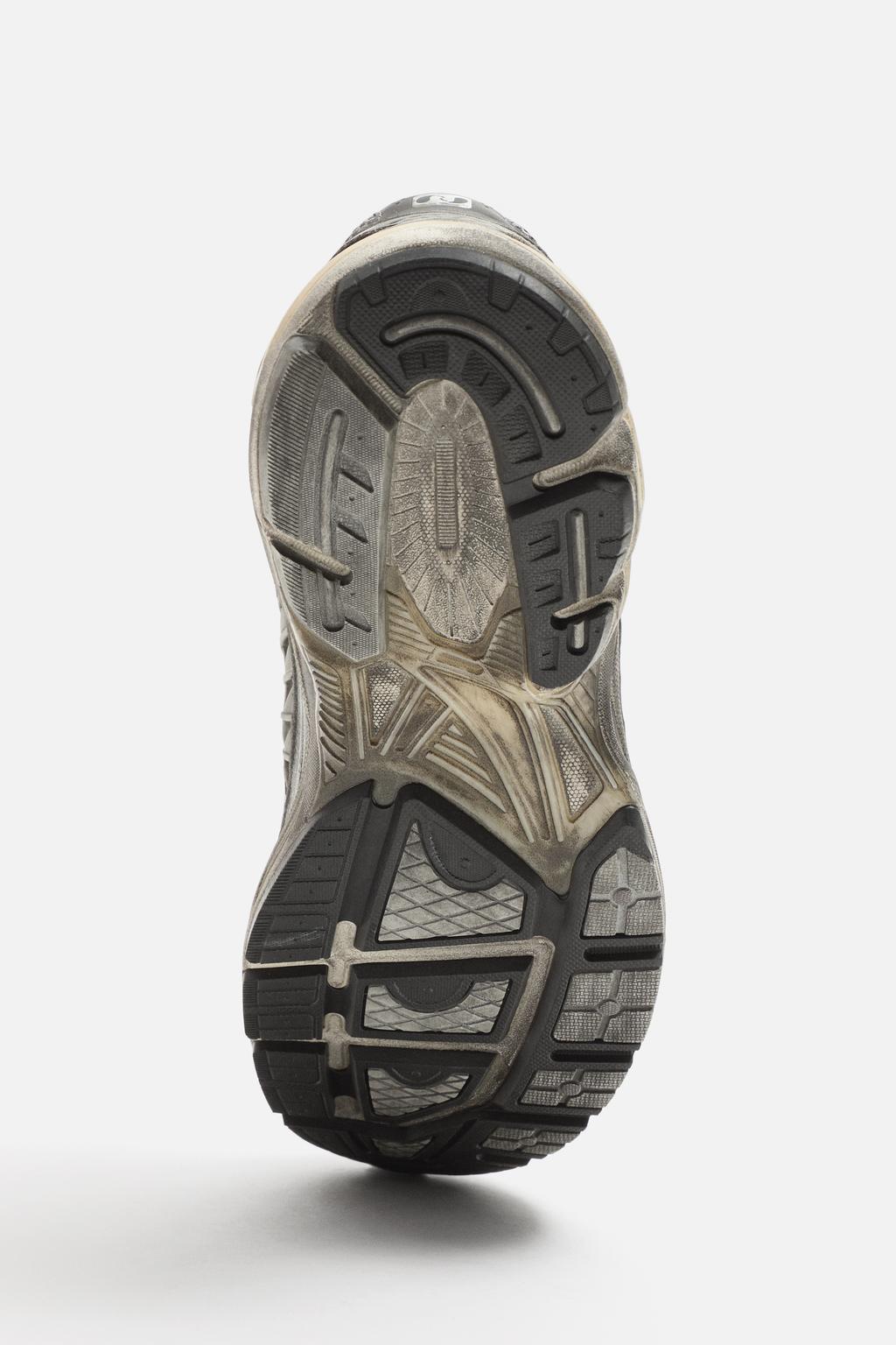 ORIGINS SNEAKER 001
