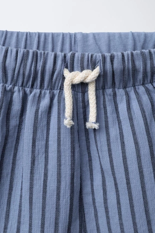 Комбинированные прямые шорты-бермуды в полоску- Заказать в России