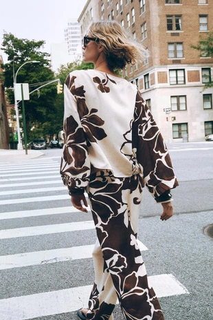 Брюки с запа́хом и цветочным принтом- Заказать в России