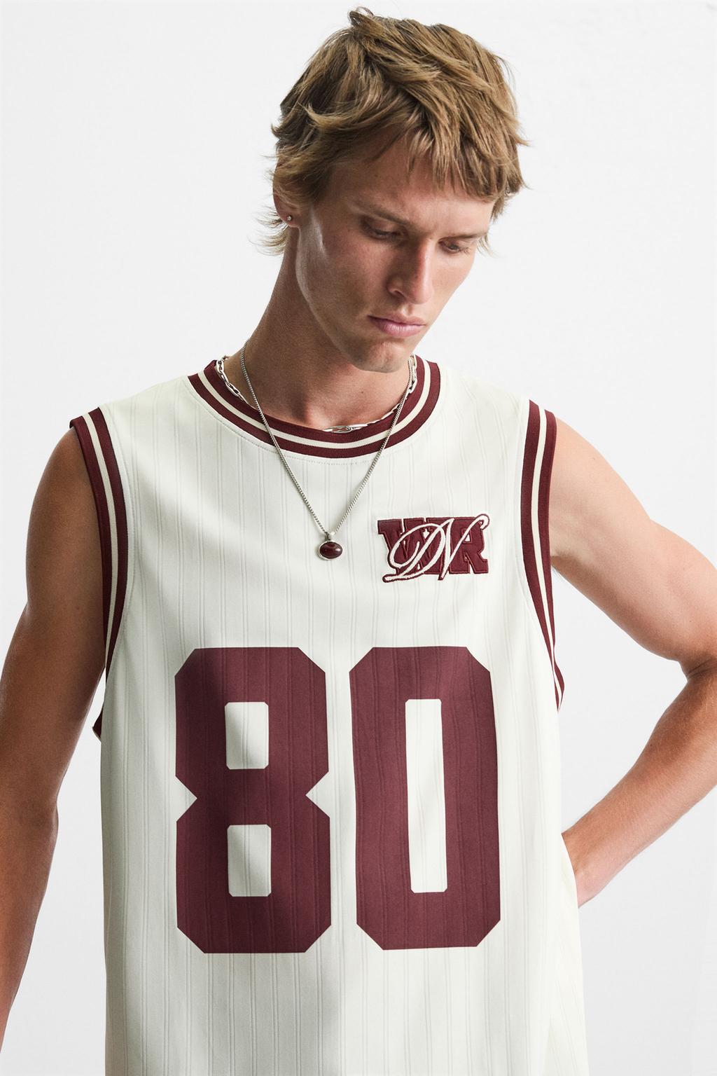 КОМБИНИРОВАННАЯ МАЙКА В СТИЛЕ VARSITY