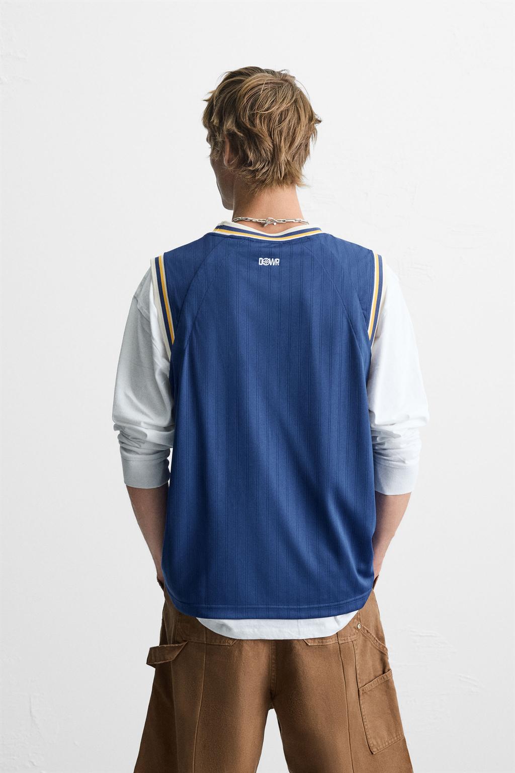 КОМБИНИРОВАННАЯ МАЙКА В СТИЛЕ VARSITY