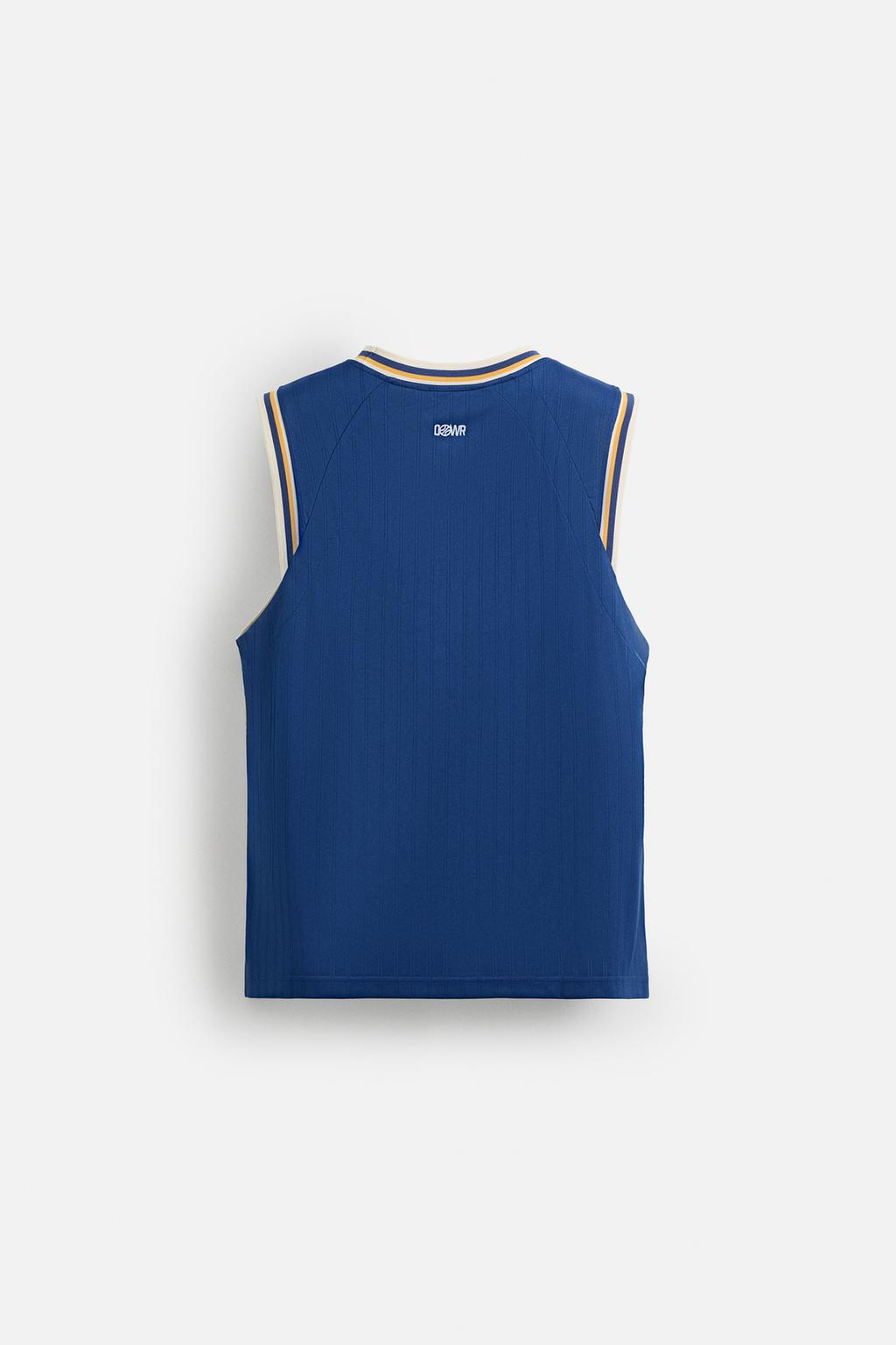 КОМБИНИРОВАННАЯ МАЙКА В СТИЛЕ VARSITY
