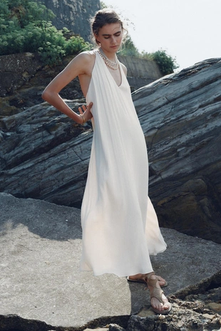 Платье с открытой спиной- Заказать в России