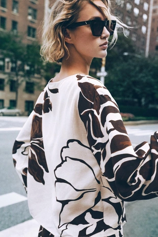 Боди с цветочным принтом- Заказать в России