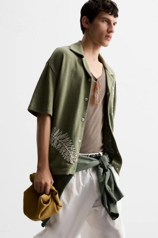 Рубашка с вышивкой и бусинами- Заказать в России