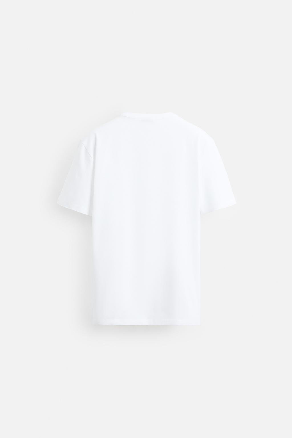 БАЗОВАЯ ПРИТАЛЕННАЯ ФУТБОЛКА SLIM FIT