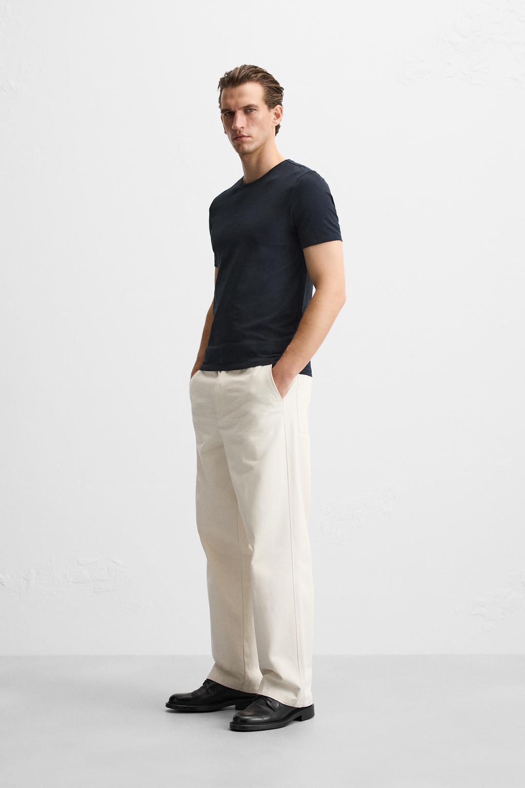 БАЗОВАЯ ПРИТАЛЕННАЯ ФУТБОЛКА SLIM FIT