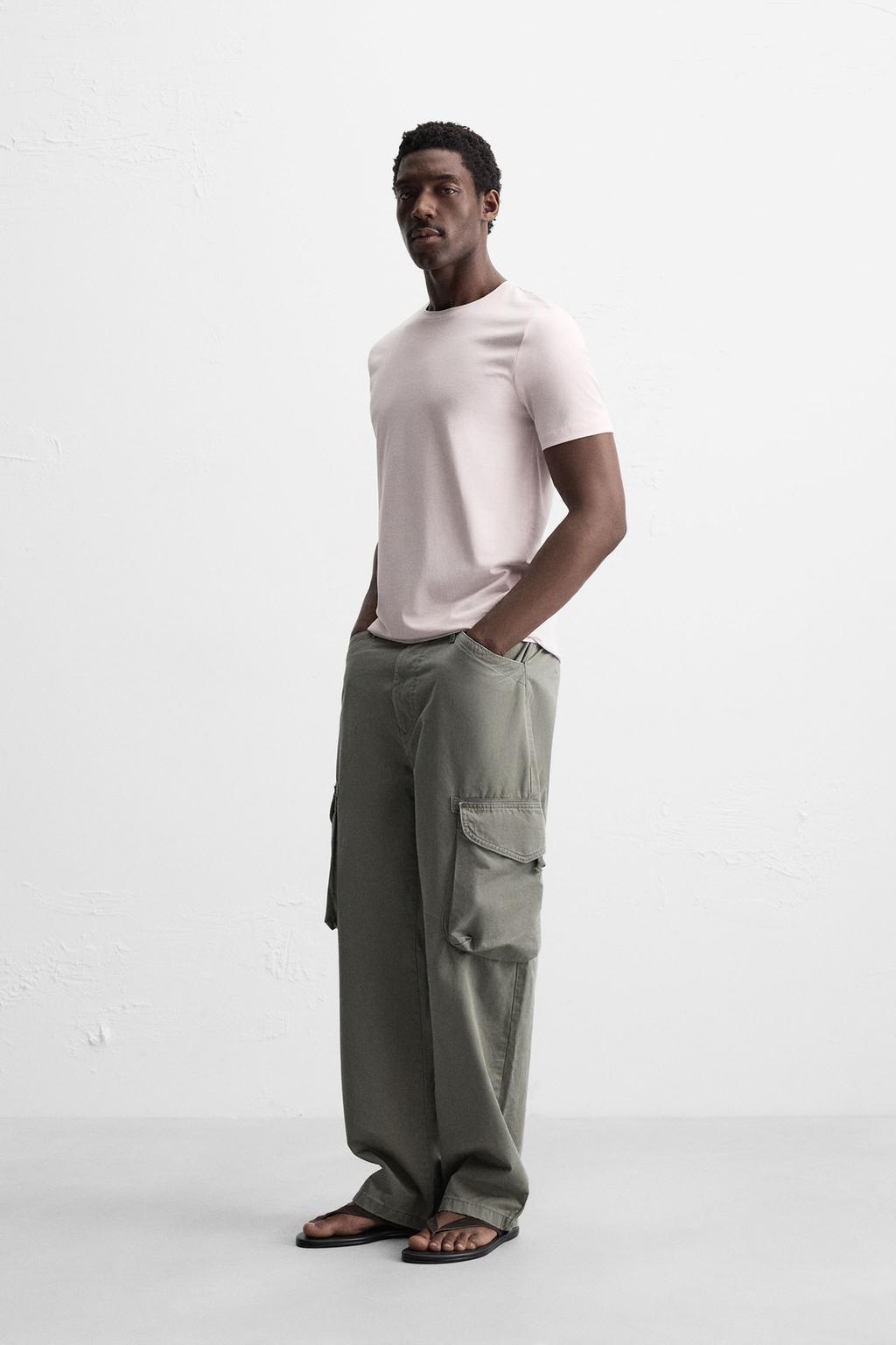 БАЗОВАЯ ПРИТАЛЕННАЯ ФУТБОЛКА SLIM FIT