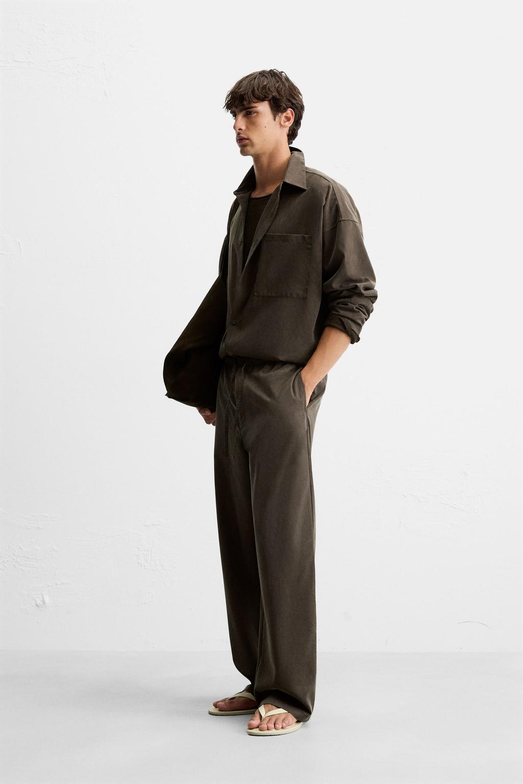 БРЮКИ RELAXED FIT ИЗ СТРУЯЩЕЙСЯ ТКАНИ